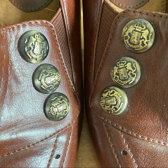 Brown Gilded Button Professor Heels - Picture 3 of 4